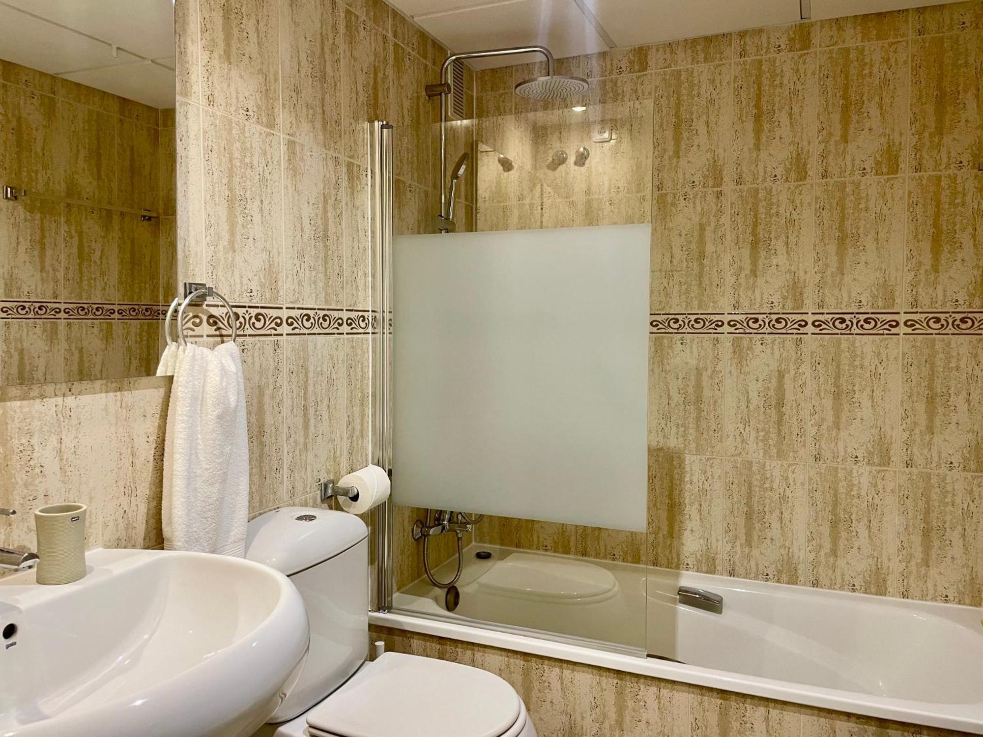Apartamento En Marina Duquesa Кастильо-де-Сабинильяс Экстерьер фото