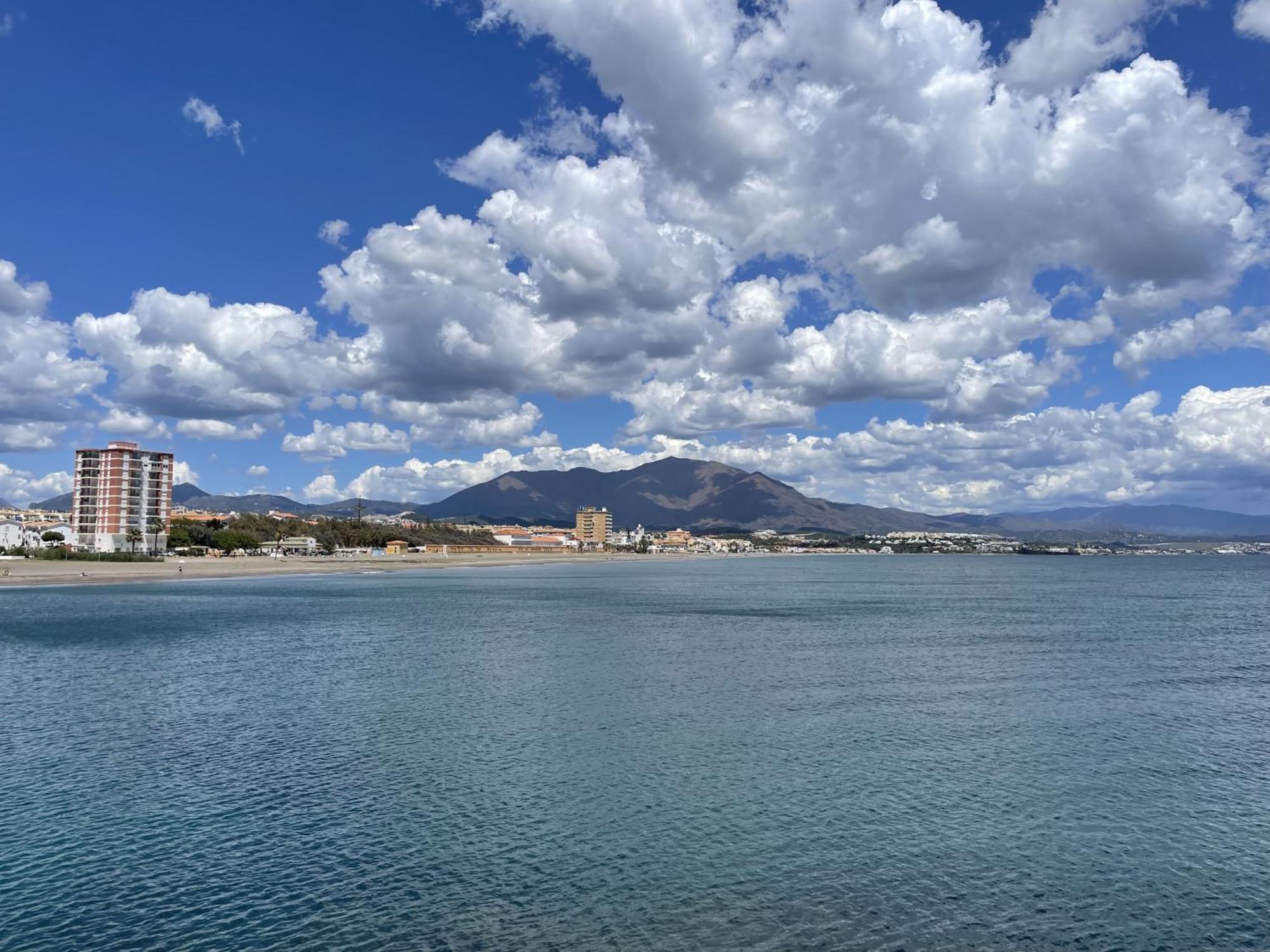 Apartamento En Marina Duquesa Кастильо-де-Сабинильяс Экстерьер фото